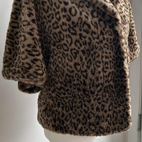 Calvin Klein Ultra Soft Leopard Faux-Fur Shawl-Collar Jacket Elbow Sleeve – US S - Picture 4 of 11